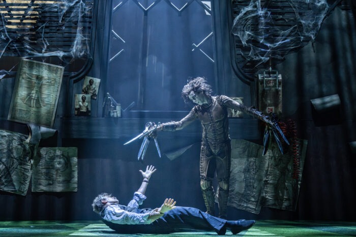 Interview with Caroline Thompson, the screenwriter for the original Edward Scissorhands movie