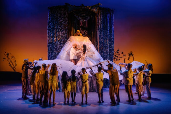 Enchanting new dance theatre version of Snow White heads to Leeds Playhouse in February