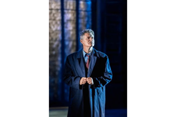 Tom Chambers takes on Inspector Morse